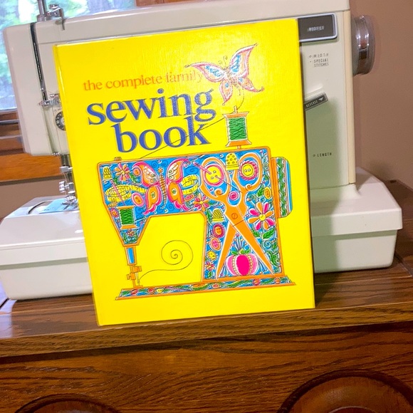 Curtin Publications, Inc. Other - Vintage The Complete Family Sewing Book 1971 Binder by Curtain Productions 🧵